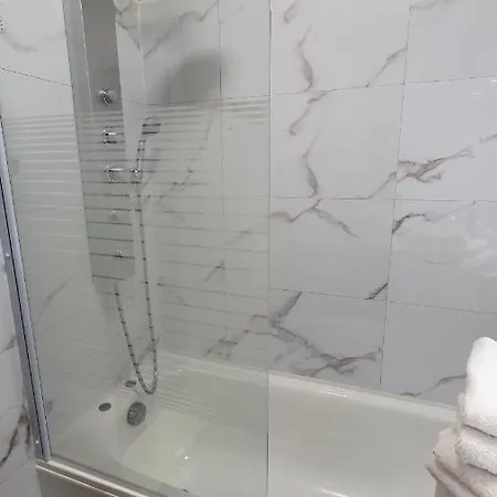 Melodie Garage Gratuit شقة